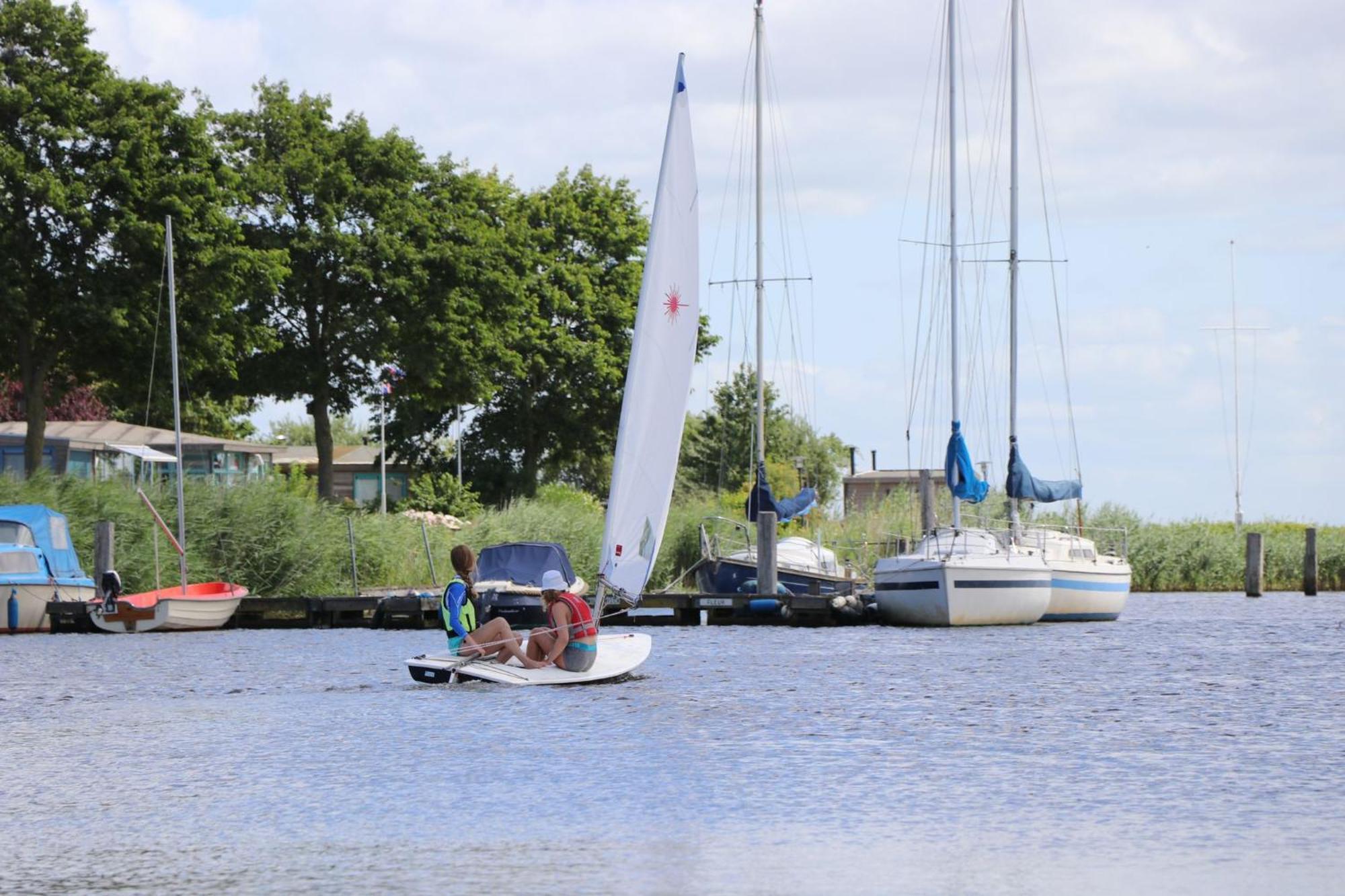 "Heleen" 6 Pers, Lauwersmeer Waterfront, Full Equipped And Modern Anjum ภายนอก รูปภาพ
